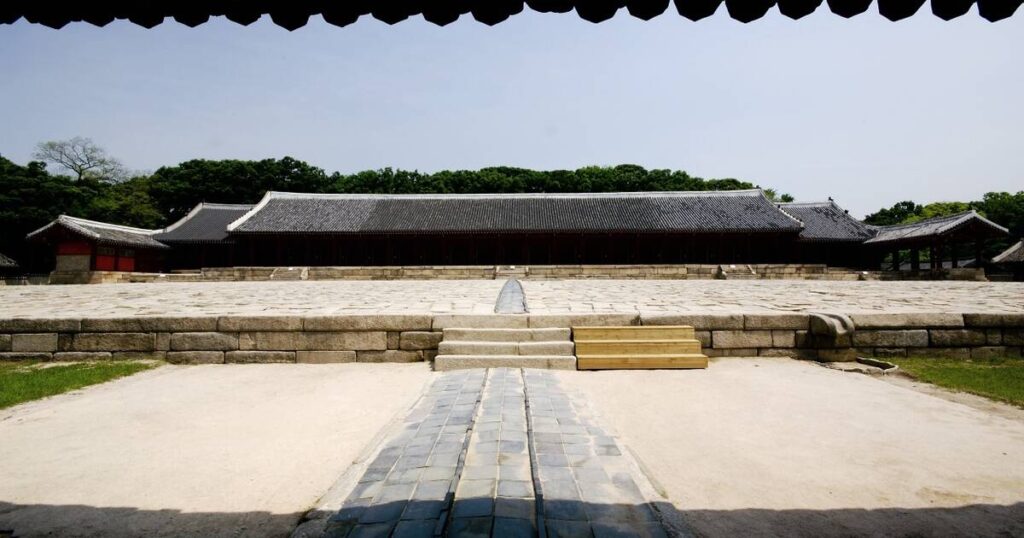 historical tours in south korea