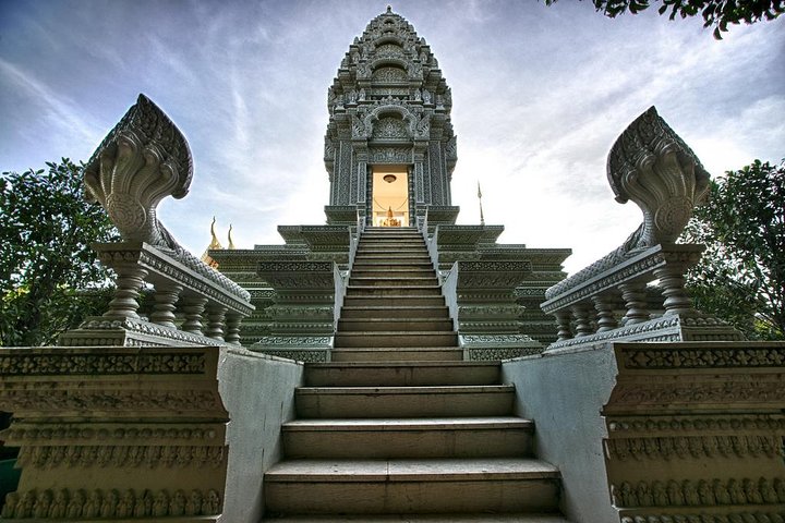 Historical Tours in Cambodia